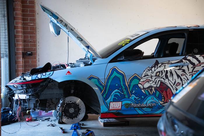 Pursuit Media Studios still 24